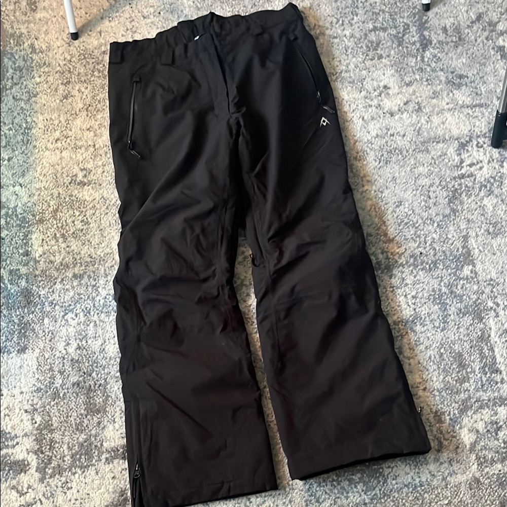 Volkl ski pants - size 34W/29L - black